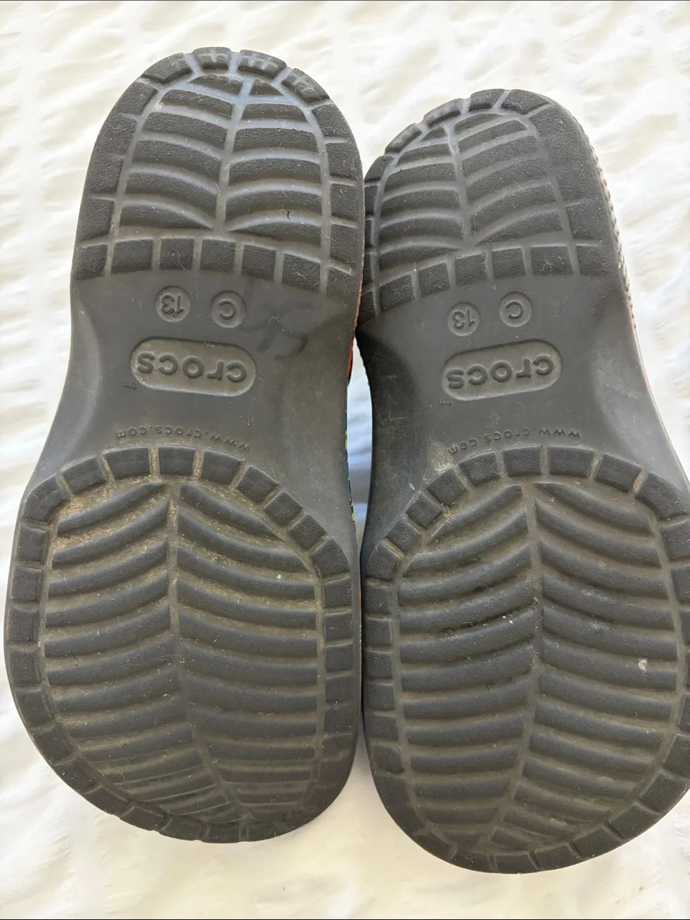CROCS C 13 Avenger Multi-Color Marvel Clog Sandals. 8 Jibbitts and Logo Brand.